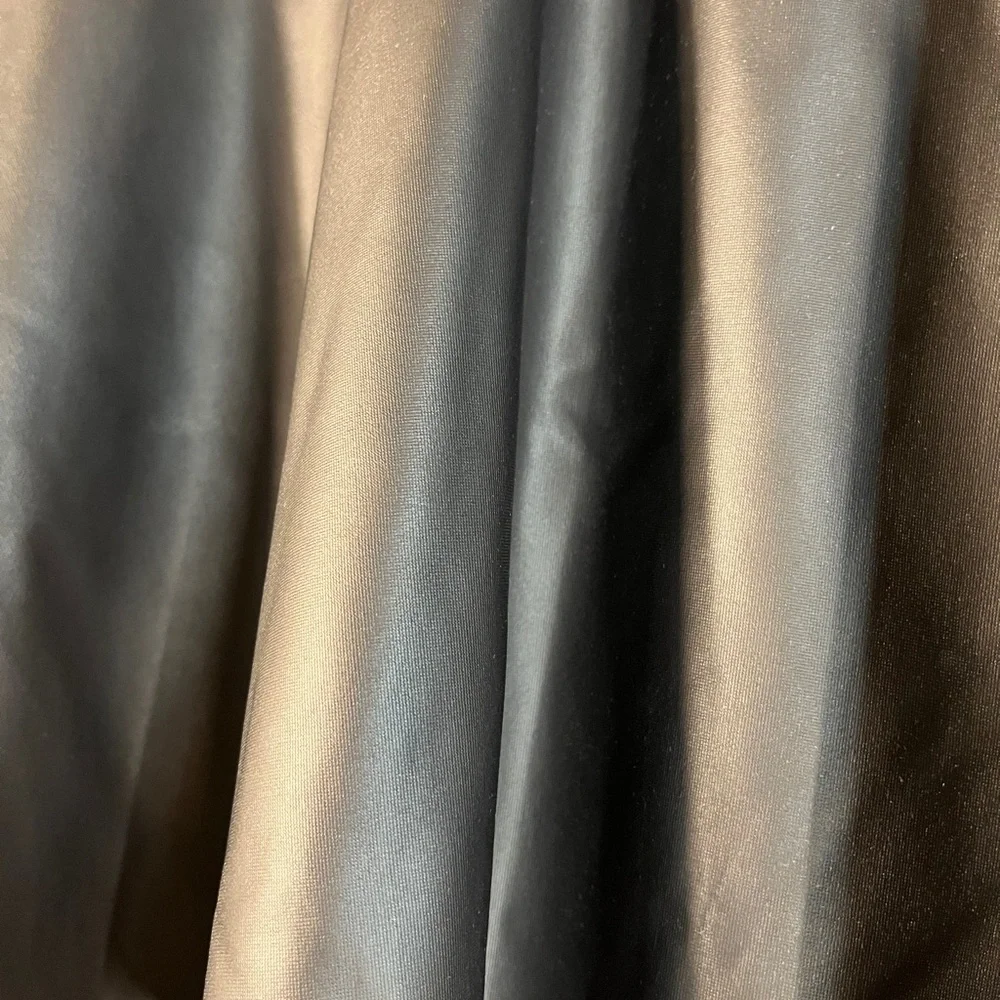 Vegan leather matte soft circle skirt GLO size Small - Picture 5 of 8